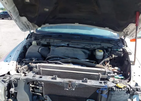 2018 Ram 2500 Tradesman 4X2 8' Box from USA, damaged, VIN 3C7WR4HJXJG172699